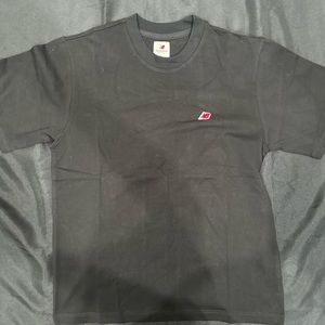 Vintage New Balance Tshirt size M